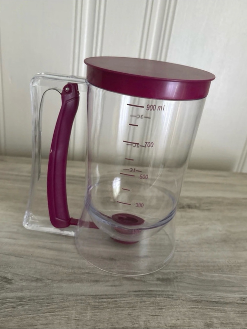 Pancake pourer mixer